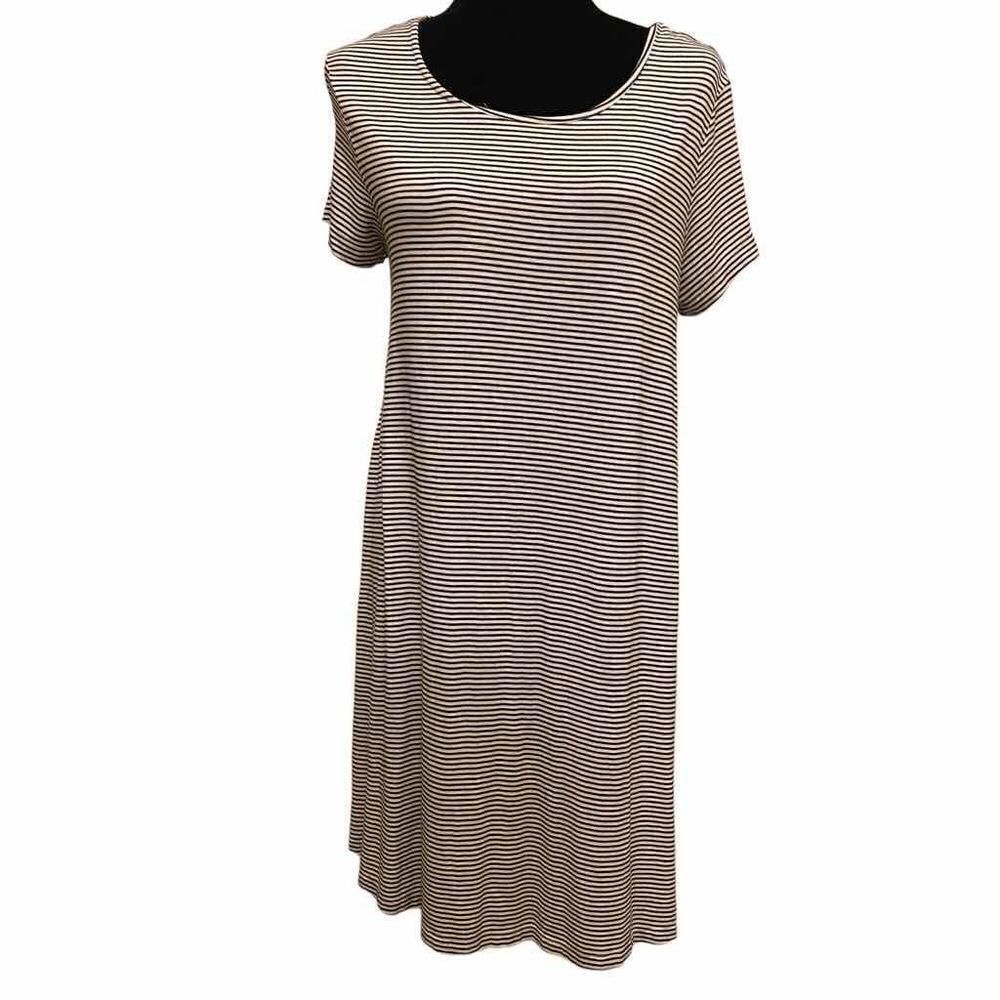 Old Navy Black and‎ White Short Sleeve T-Shirt Dress Sz L